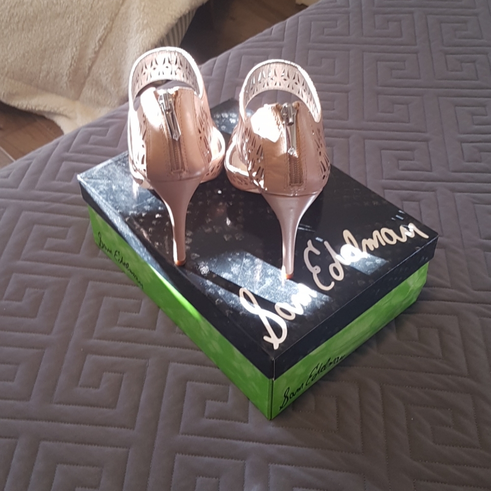 Sam Edelman Sandals - Picture 2 of 4